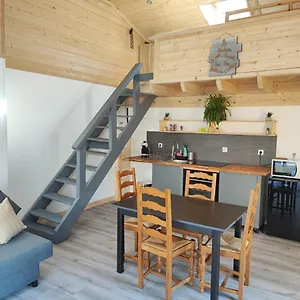petit-coin-de-bonheur-studio-neuf-et-lumineux-a-5mins.hotels-rhonealpes.com/
